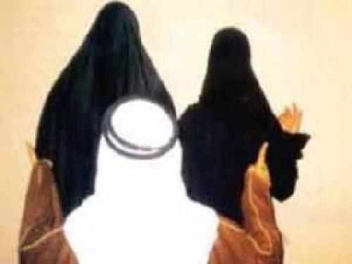 سعودي يطلق زوجته بعد 12 ساعة زواج Image