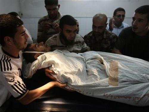 استشهاد فلسطيني وإصابة 3 آخرين في غارتين إسرائيليتين شرق غزة Image
