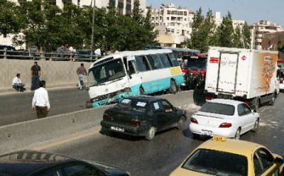 خمس اصابات بحادث سير في نفق الصحافة - صور Image