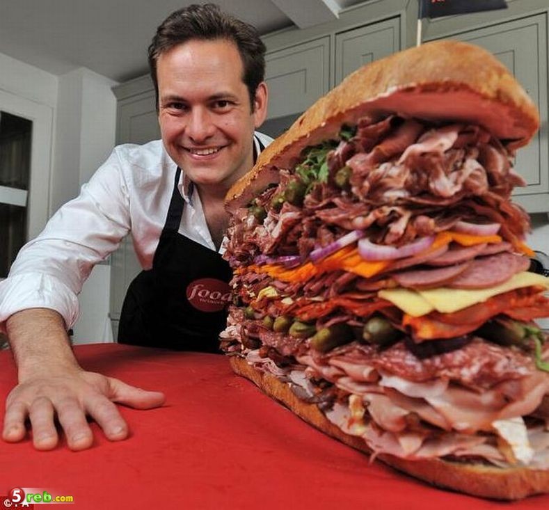 أكبر شطيرة أو ساندويش في العالم - صور Image